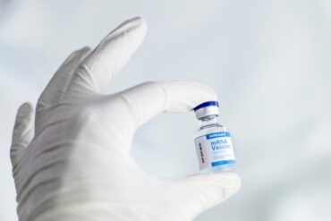 FDA Official Quits Amid RFK Jr. Vaccine Criticism, Sending Stocks Lower 25