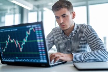 How Economic Cycles Influence Microcap Stock Performance: Up 17