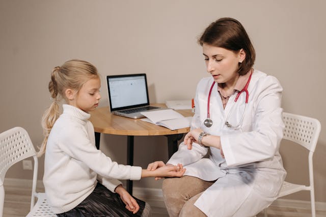 Finding the Best Pediatric Care in Phoenix: What Parents Should Know 16